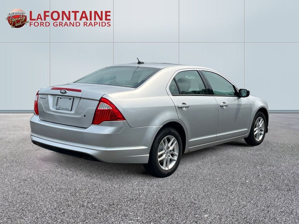 2012 Ford Fusion S