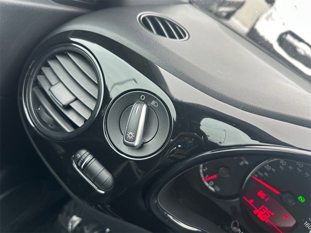 2015 Volkswagen Beetle 1.8T