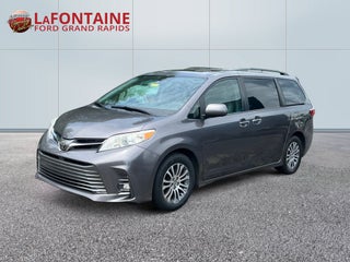 2018 Toyota Sienna XLE 8 Passenger