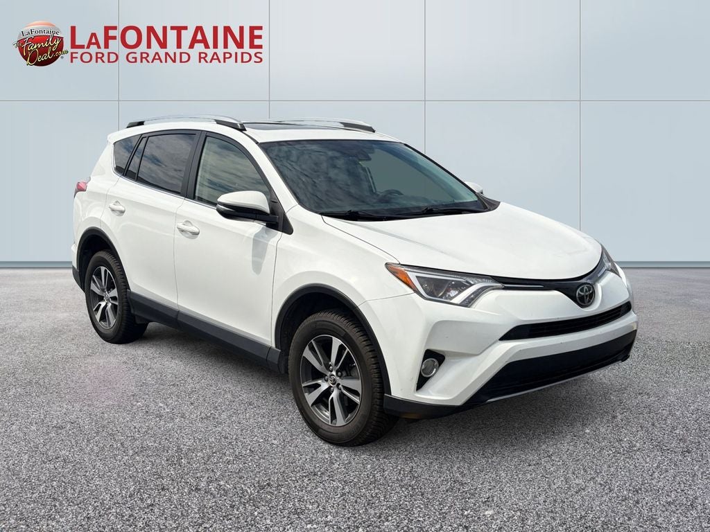 2017 Toyota RAV4 XLE