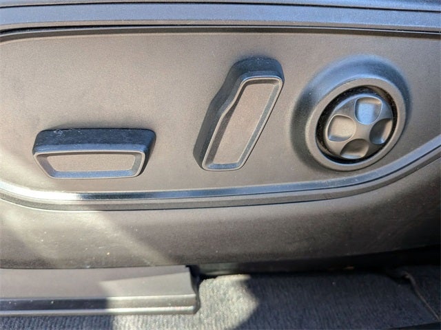 2023 Jeep Grand Cherokee L Laredo 4X4