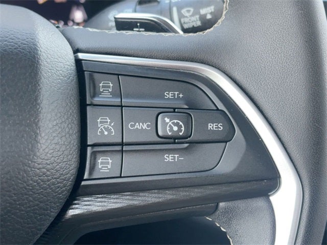 2023 Jeep Grand Cherokee L Laredo