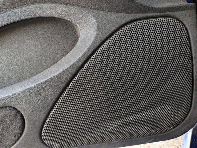 2004 Ford Mustang V6 Deluxe