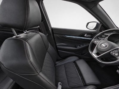 2019 Nissan Maxima SR