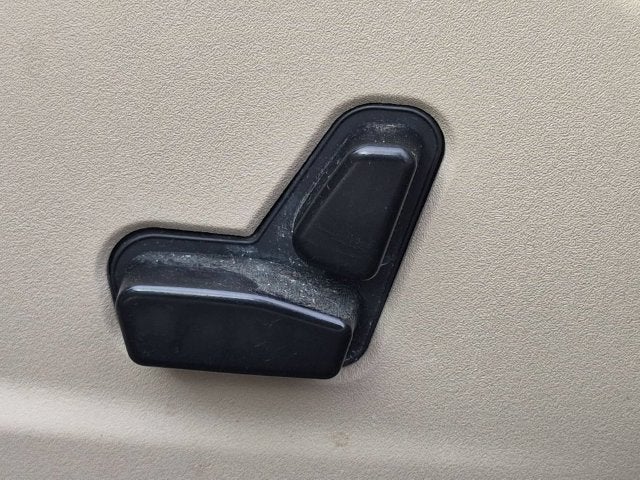 2013 Chrysler 300 Base