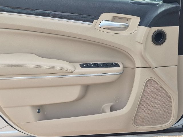2013 Chrysler 300 Base