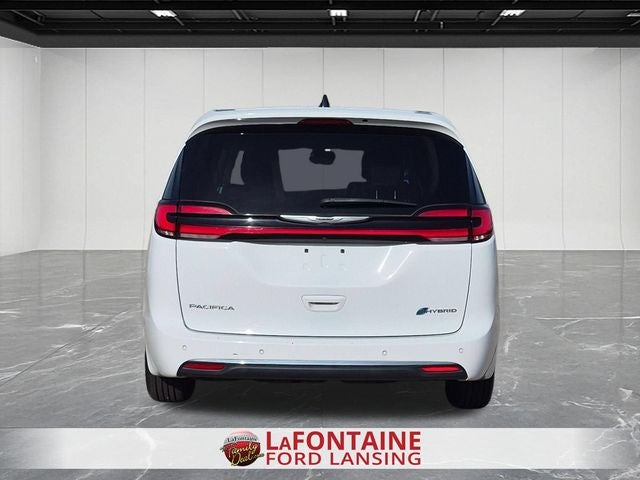 2024 Chrysler Pacifica Hybrid Select
