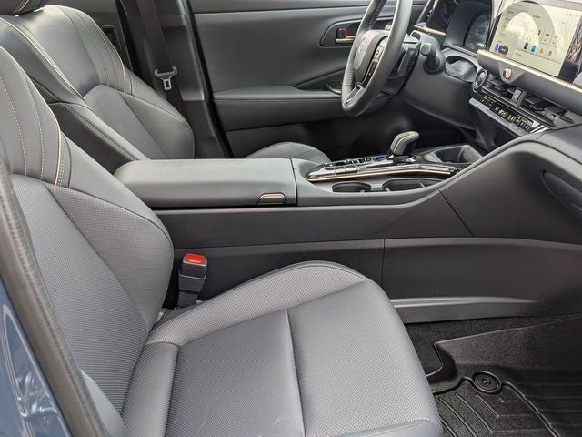 2025 Toyota Crown Signia Limited