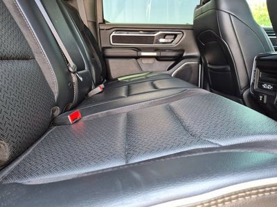 2022 RAM 1500 Laramie Crew Cab 4x2 5'7" Box