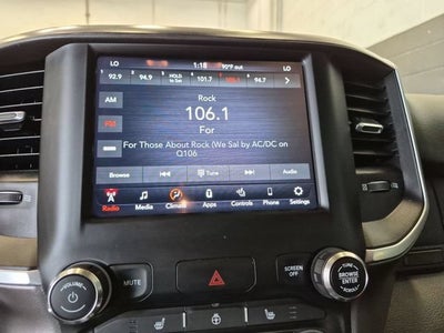 2020 RAM 1500 Big Horn Crew Cab 4x4 5'7" Box