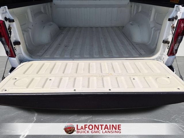 2020 RAM 1500 Big Horn Crew Cab 4x4 5'7" Box
