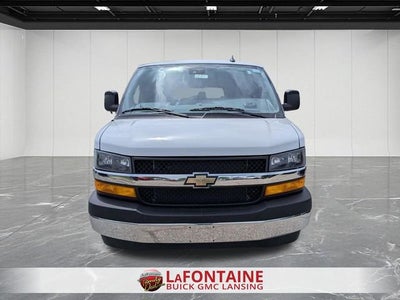 2024 Chevrolet Express Passenger 3500 1LT