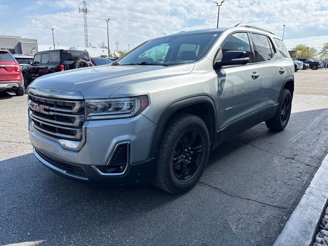 2023 GMC Acadia AT4
