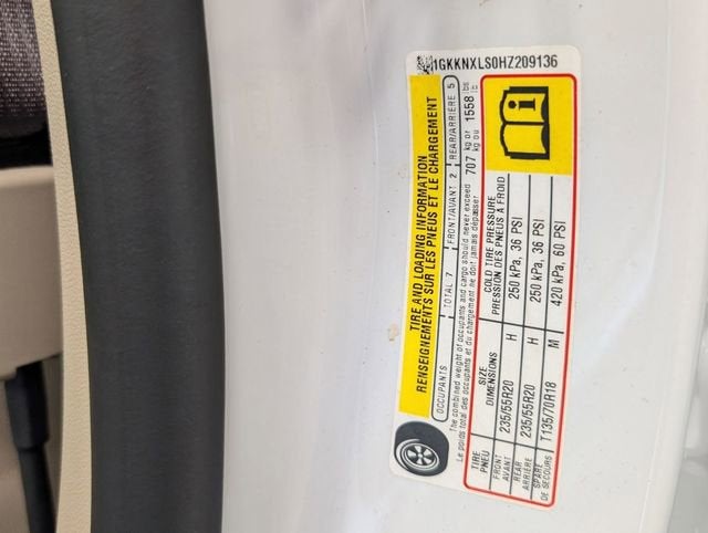 2017 GMC Acadia Denali