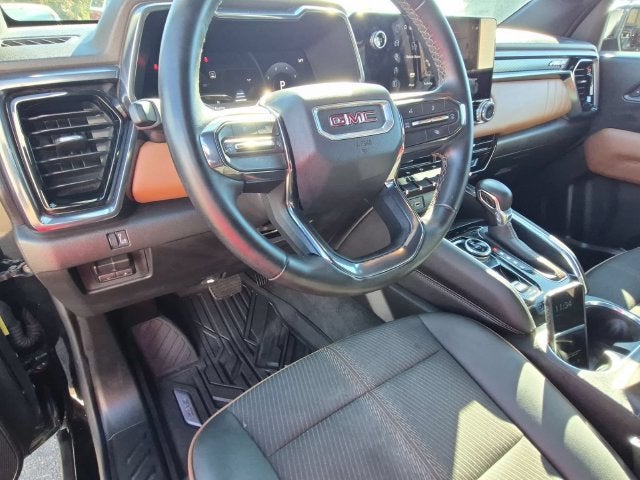 2024 GMC Canyon AT4