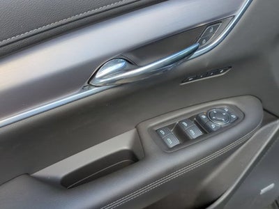 2025 Cadillac XT6 Luxury