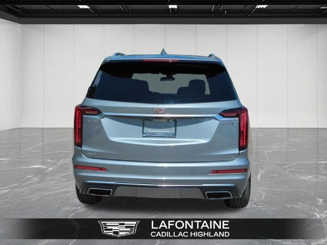 2025 Cadillac XT6 Luxury