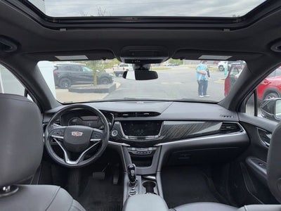 2022 Cadillac XT6 Premium Luxury