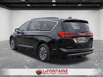 2022 Chrysler Pacifica Hybrid Touring L