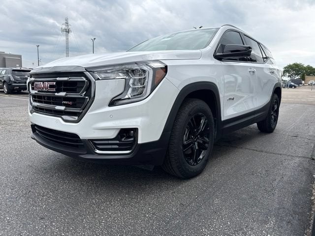 2024 GMC Terrain AT4