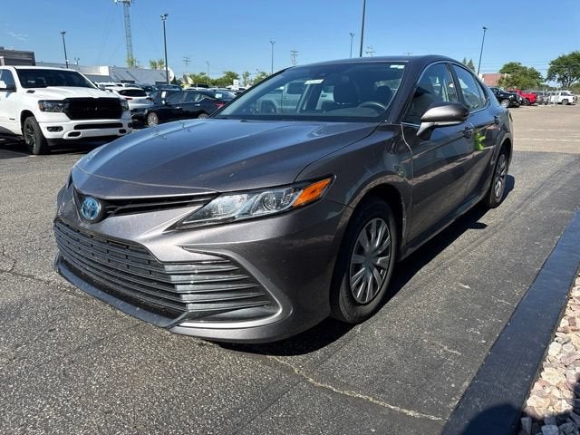 2024 Toyota Camry Hybrid LE