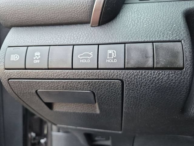 2024 Toyota Camry Hybrid LE