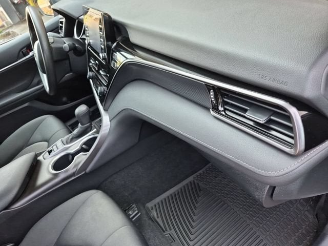 2024 Toyota Camry Hybrid LE
