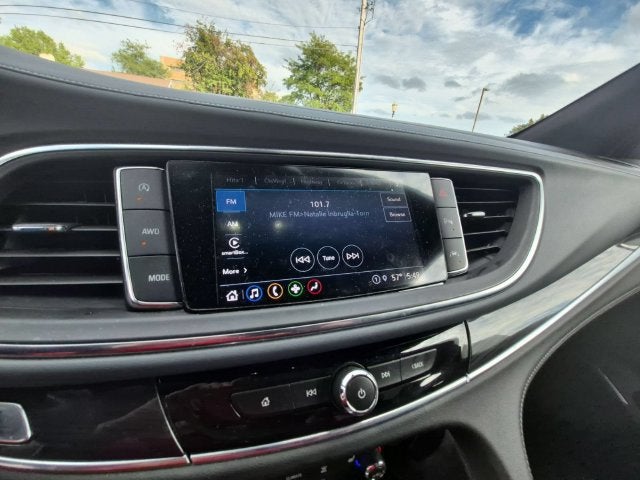 2024 Buick Enclave Essence