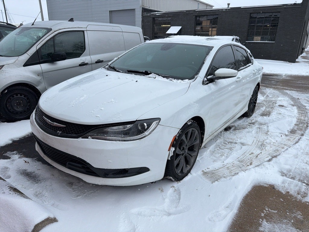 2015 Chrysler 200 S
