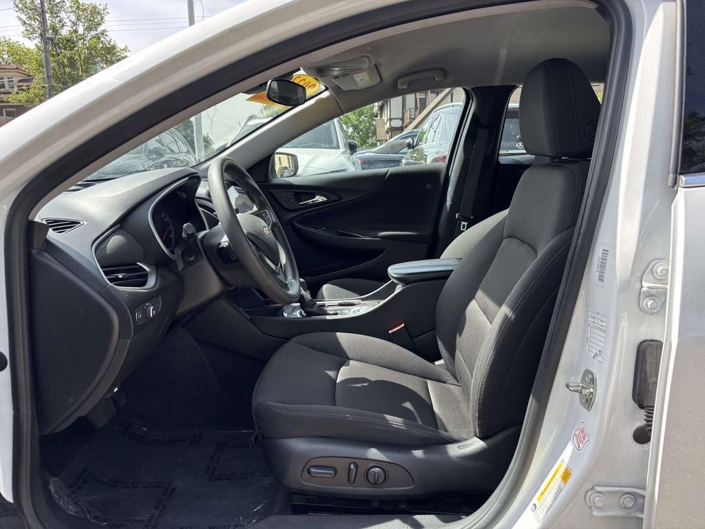 2023 Chevrolet Malibu LT 1LT