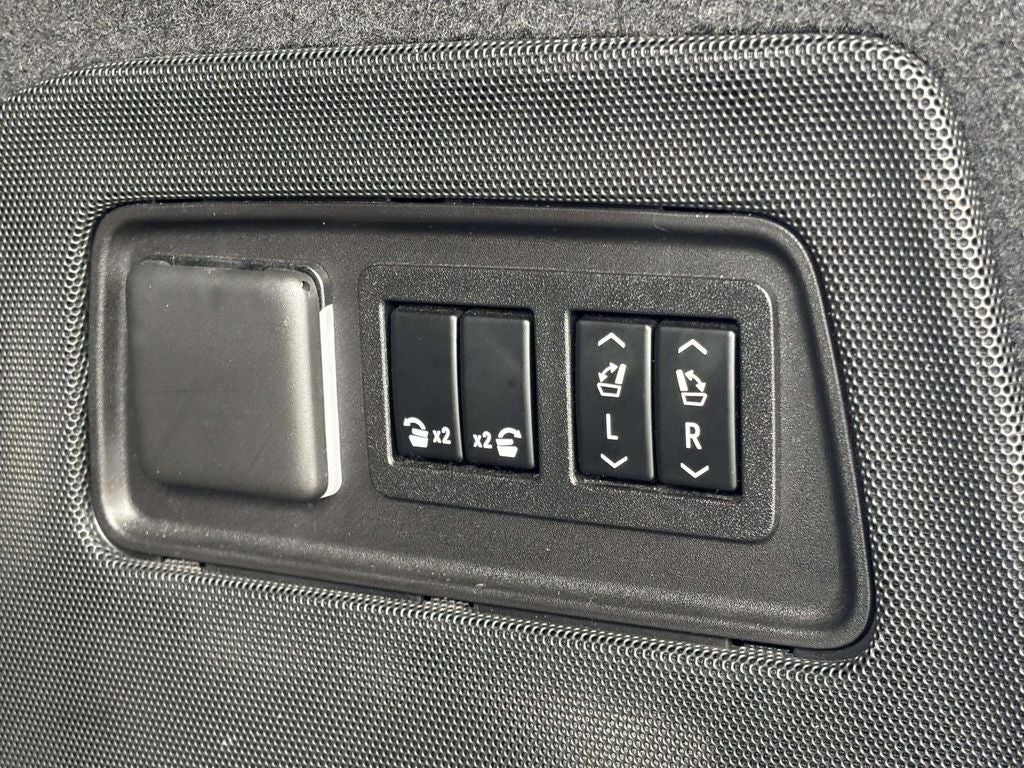 2021 Cadillac Escalade ESV Premium