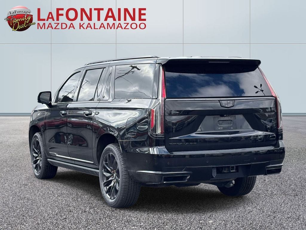 2021 Cadillac Escalade ESV Premium