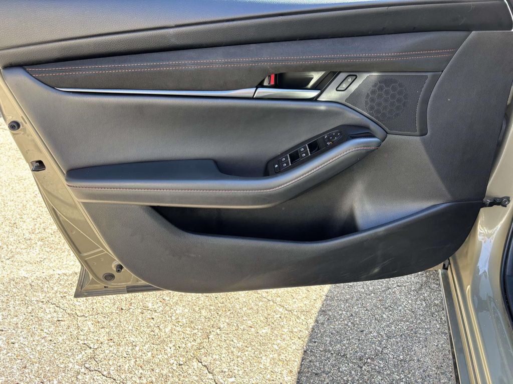 2024 Mazda Mazda3 2.5 Carbon Turbo