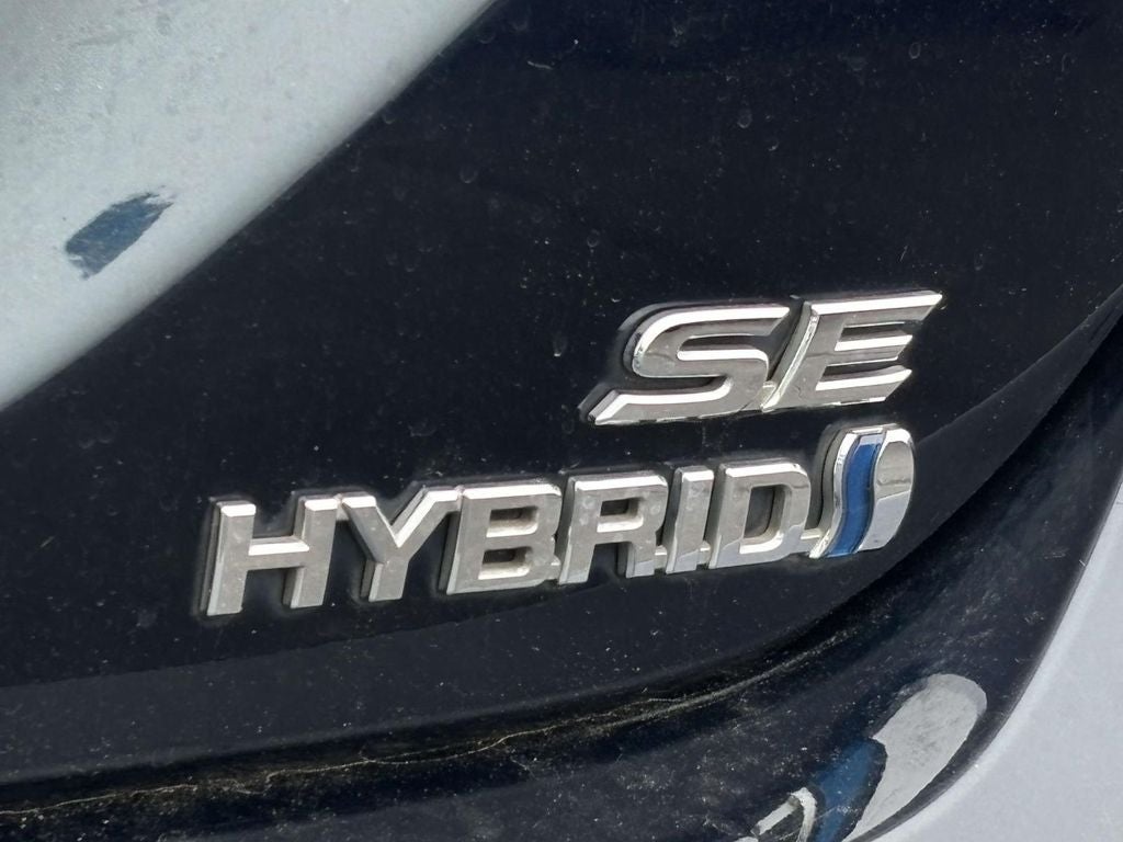 2018 Toyota Camry Hybrid SE