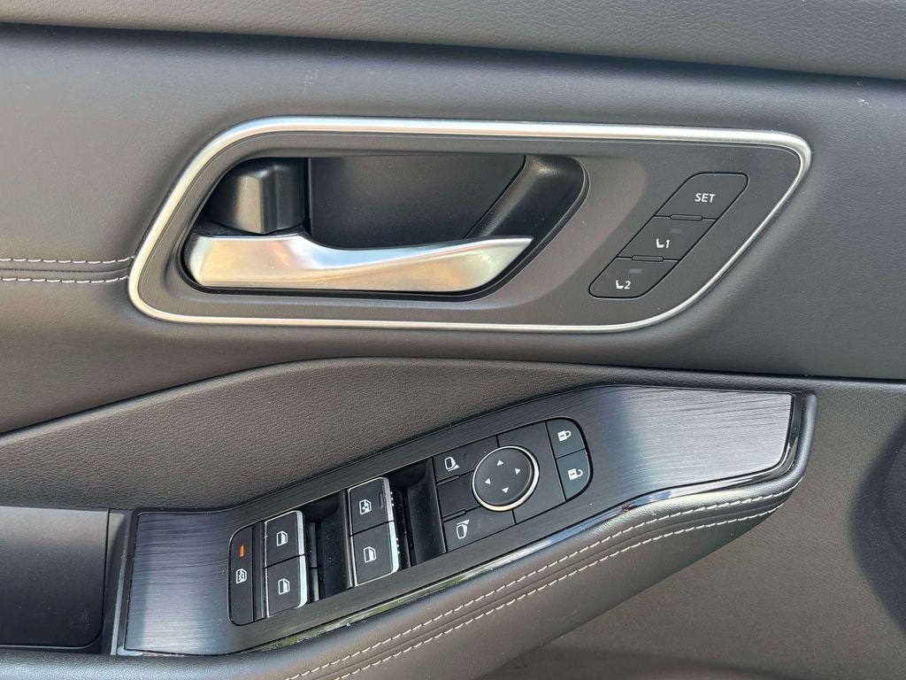 2024 Nissan Rogue Platinum