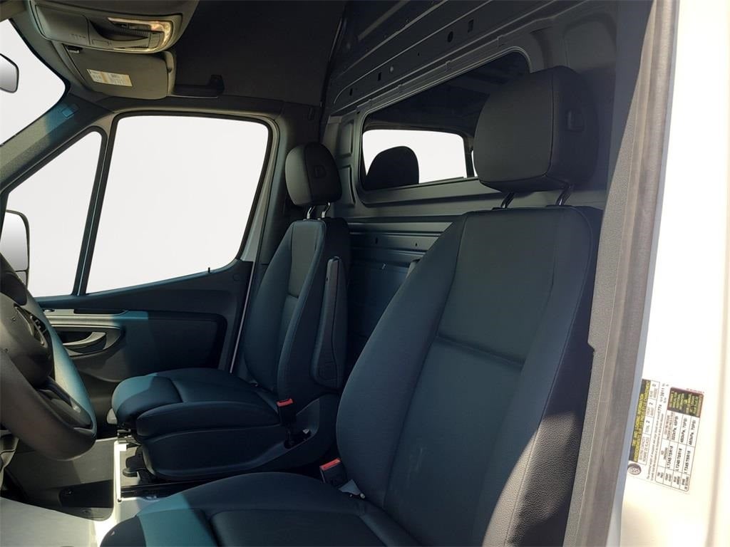 2024 Mercedes-Benz Sprinter 2500 Cargo 144 WB