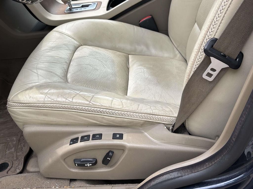 2010 Volvo XC70 3.2