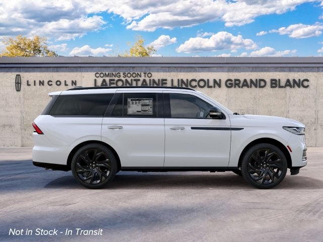 2027 Lincoln Navigator Reserve