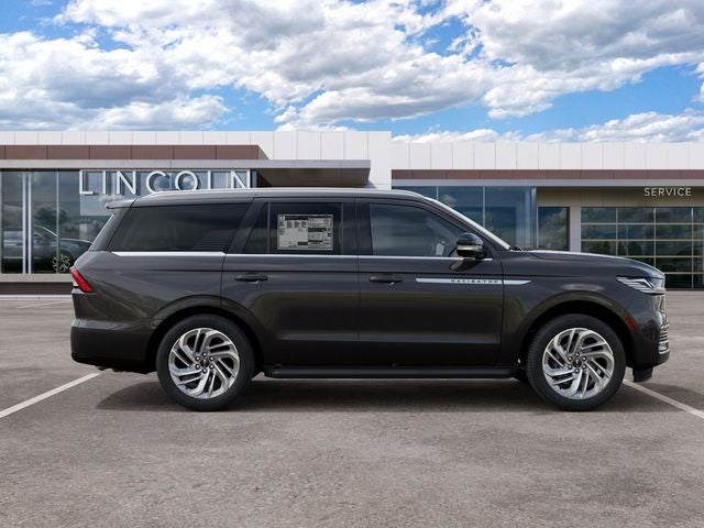 2027 Lincoln Navigator Premiere