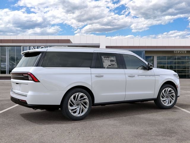 2027 Lincoln Navigator L Reserve