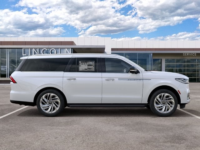 2027 Lincoln Navigator L Premiere