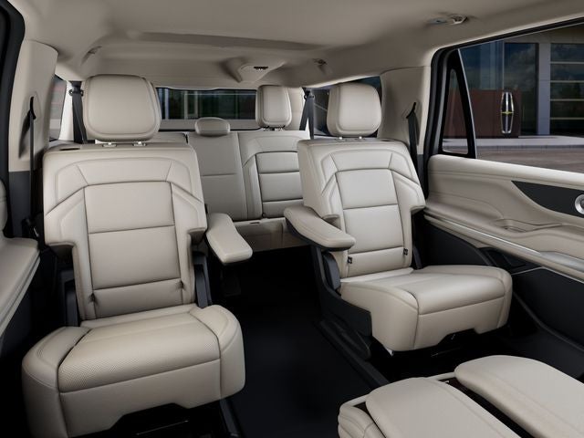 2027 Lincoln Navigator L Premiere