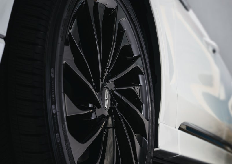 The wheel of the available Jet Appearance package is shown | LaFontaine Lincoln Grand Rapids in Grand Rapids MI