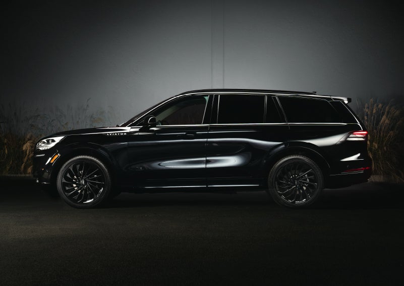 A 2024 Lincoln Aviator® SUV is shown in the Infinite Black exterior color | LaFontaine Lincoln Grand Rapids in Grand Rapids MI